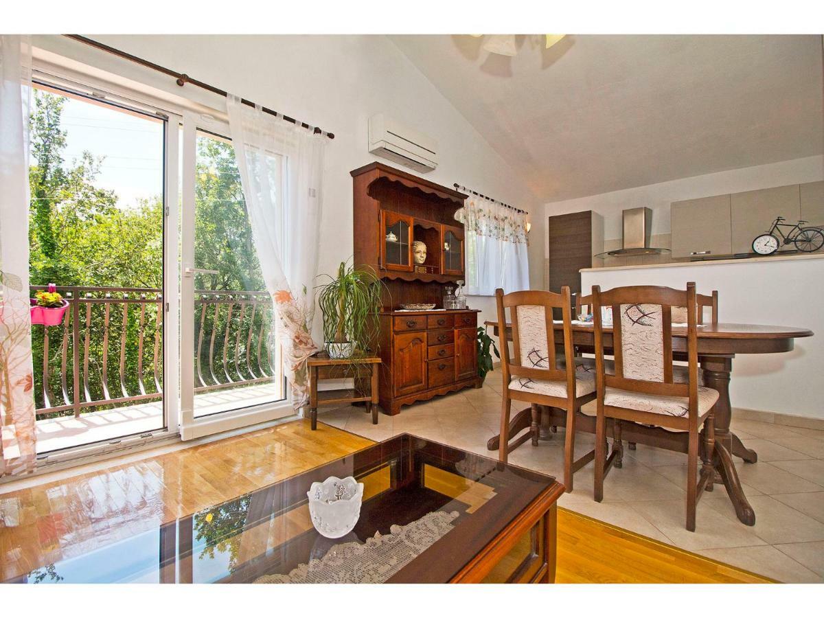 Villa Katja オミシュ エクステリア 写真