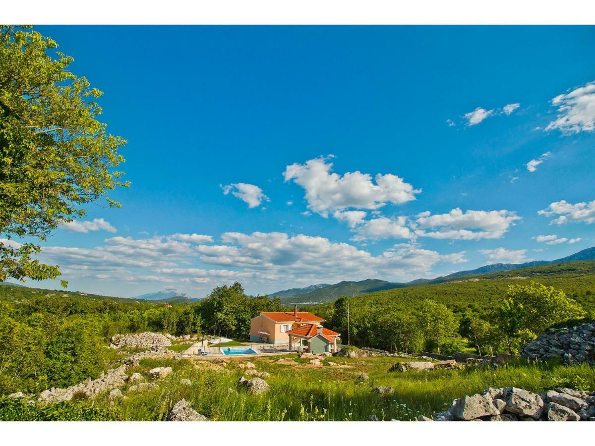 Villa Katja オミシュ エクステリア 写真