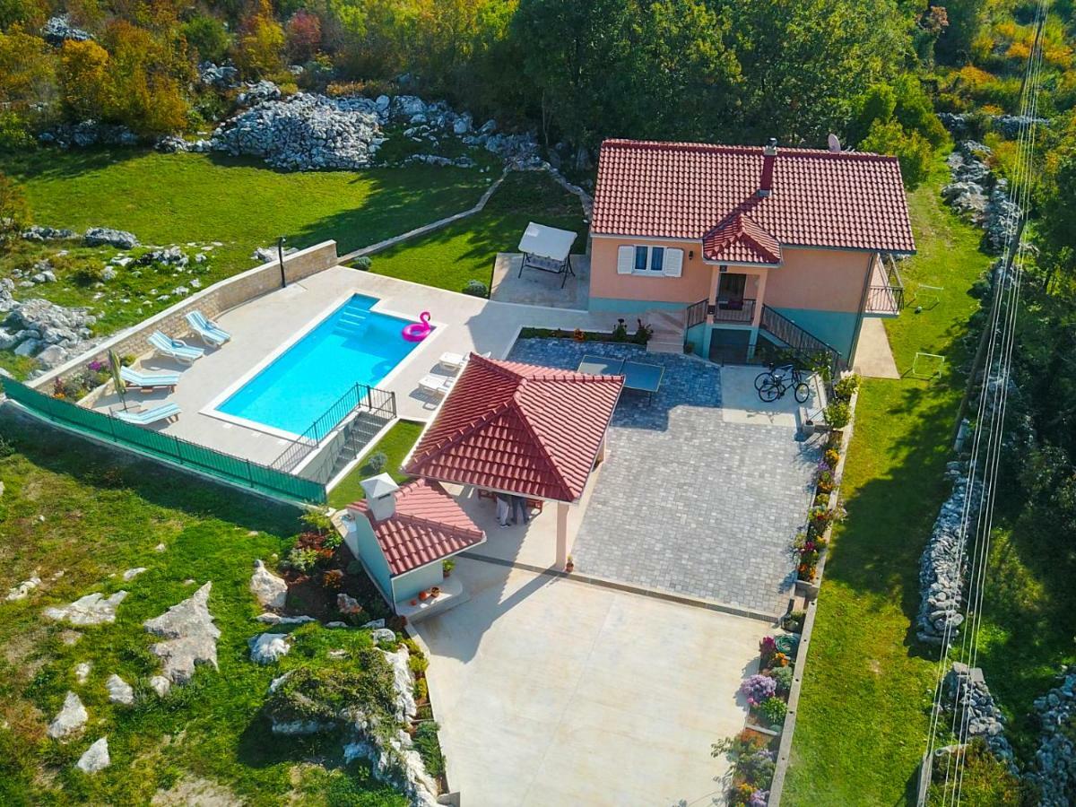 Villa Katja オミシュ エクステリア 写真